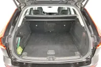 Volvo XC60 din 2020 cu 114.397 km - oferta VOL165914 - foto 12