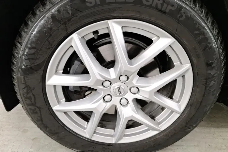 Volvo XC60 din 2020 cu 114.397 km - oferta VOL165914 - foto 14