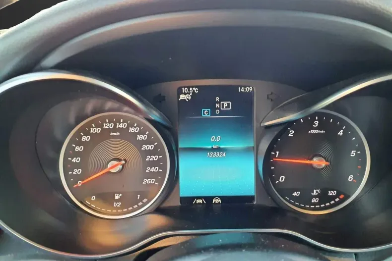 Mercedes-Benz GLC din 2020 cu 133.400 km - oferta MER165919 - foto 10