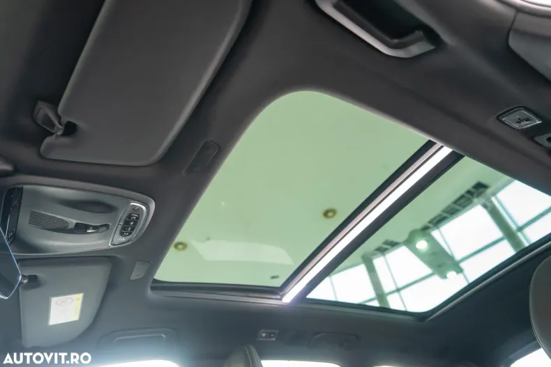 Volvo XC60 din 2020 cu 126.619 km - oferta VOL165926 - foto 11