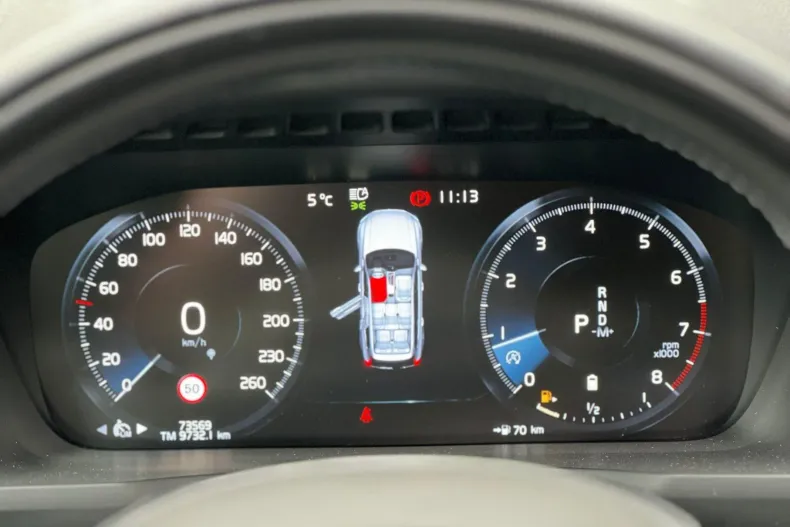 Volvo XC90 din 2020 cu 97.000 km - oferta VOL165932 - foto 19