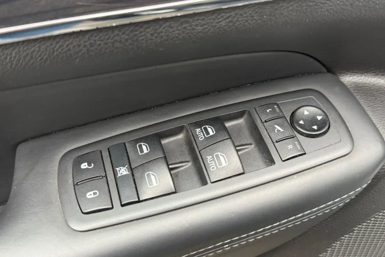 Jeep Grand Cherokee din 2019 cu 108.180 km - oferta JEE165935 - foto 31