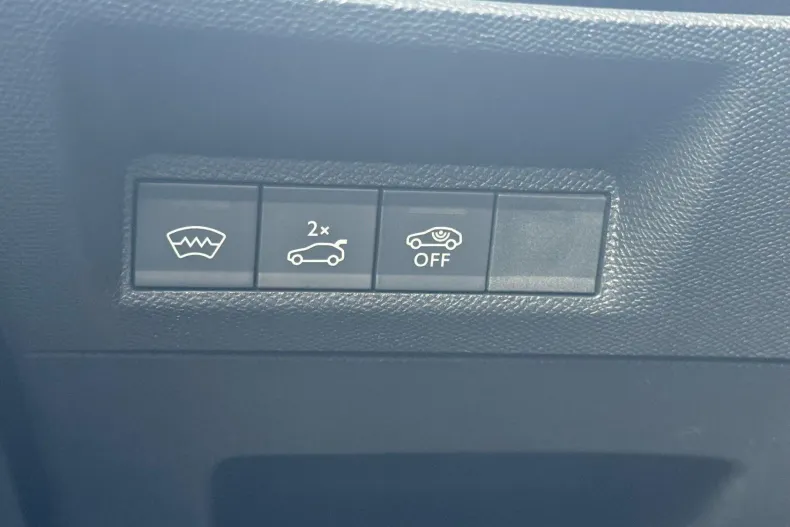 Peugeot 3008 din 2024 cu 34.202 km - oferta PEU165938 - foto 24