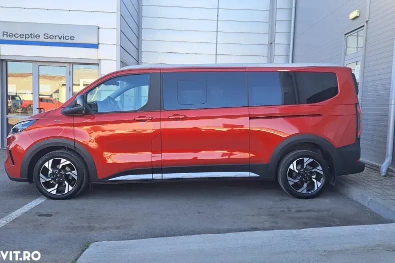 Ford Tourneo Custom din 2025 cu 1 km - oferta FOR165944 - foto 6