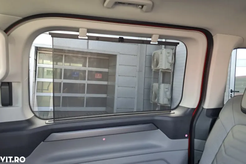 Ford Tourneo Custom din 2025 cu 1 km - oferta FOR165944 - foto 22