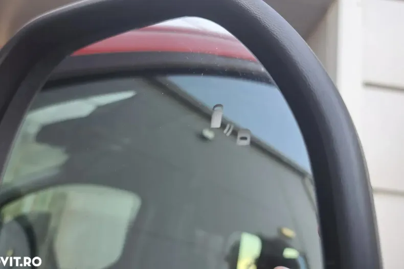 Ford Tourneo Custom din 2025 cu 1 km - oferta FOR165944 - foto 37