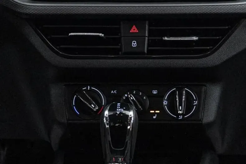 Skoda Kamiq din 2023 cu 99.900 km - oferta SKO165952 - foto 4