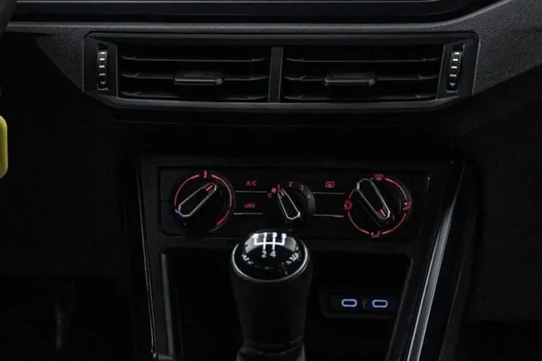 Volkswagen Polo din 2020 cu 50.000 km - oferta VOL165954 - foto 4