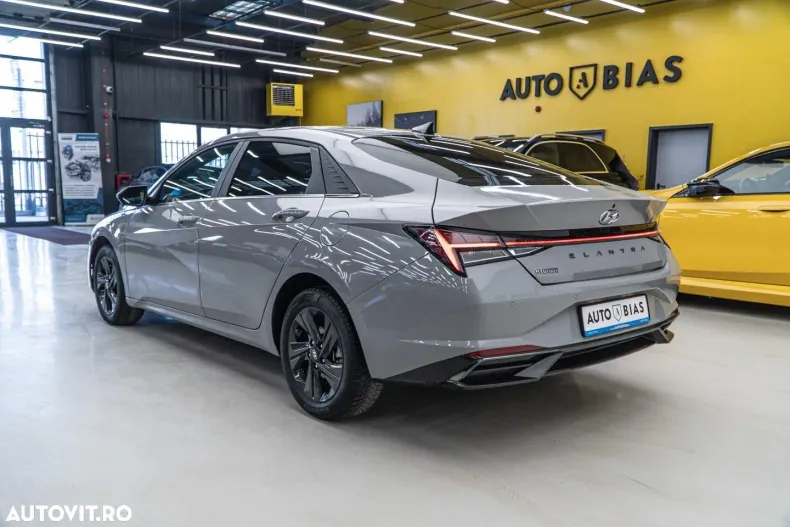 Hyundai Elantra din 2022 cu 90.735 km - oferta HYU165955 - foto 5