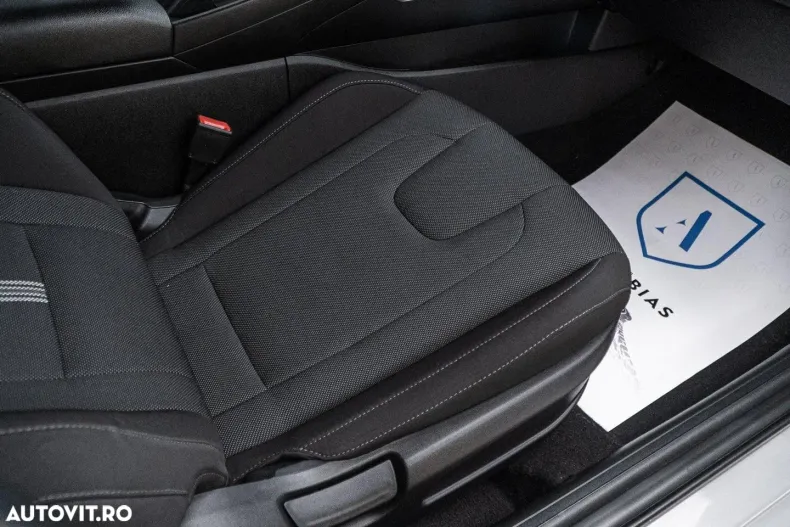 Hyundai Elantra din 2022 cu 90.735 km - oferta HYU165955 - foto 39