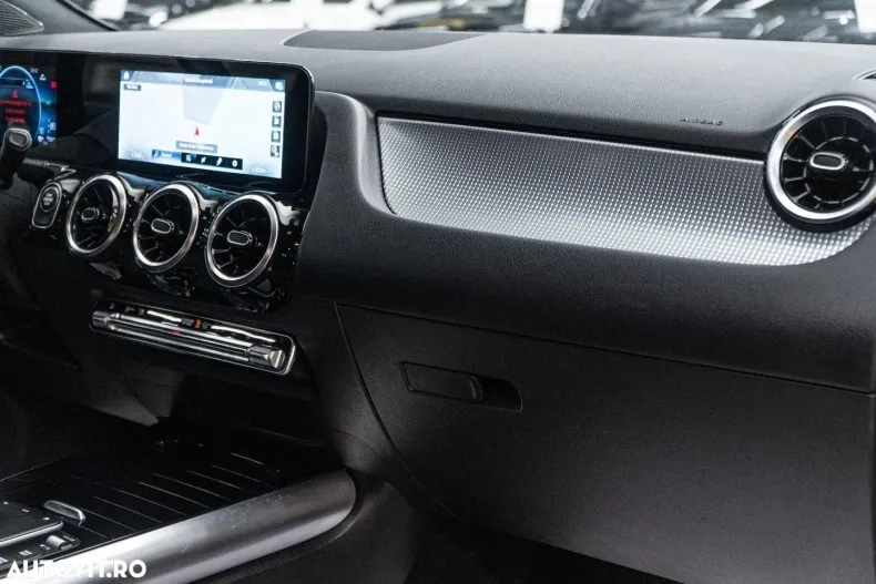 Mercedes-Benz GLA din 2022 cu 161.800 km - oferta MER165958 - foto 32
