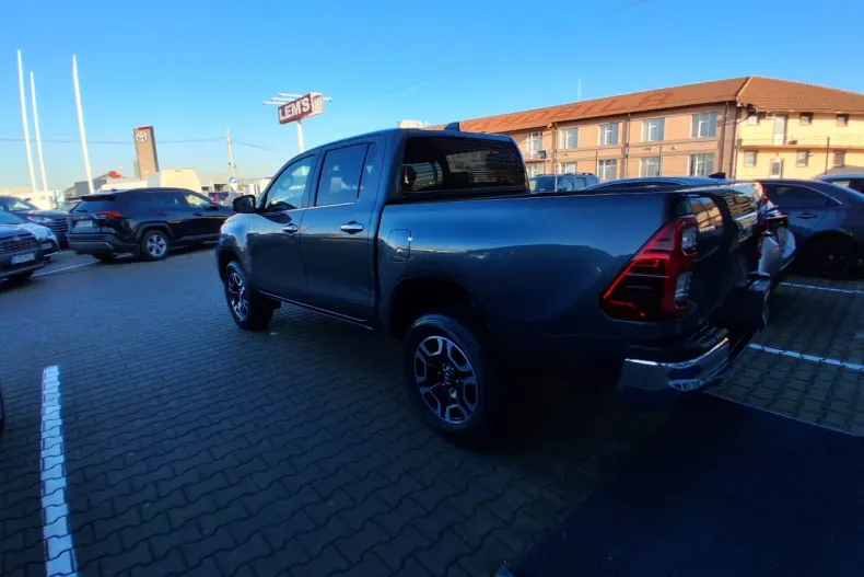 Toyota Hilux din 2025 cu 10 km - oferta TOY165962 - foto 2