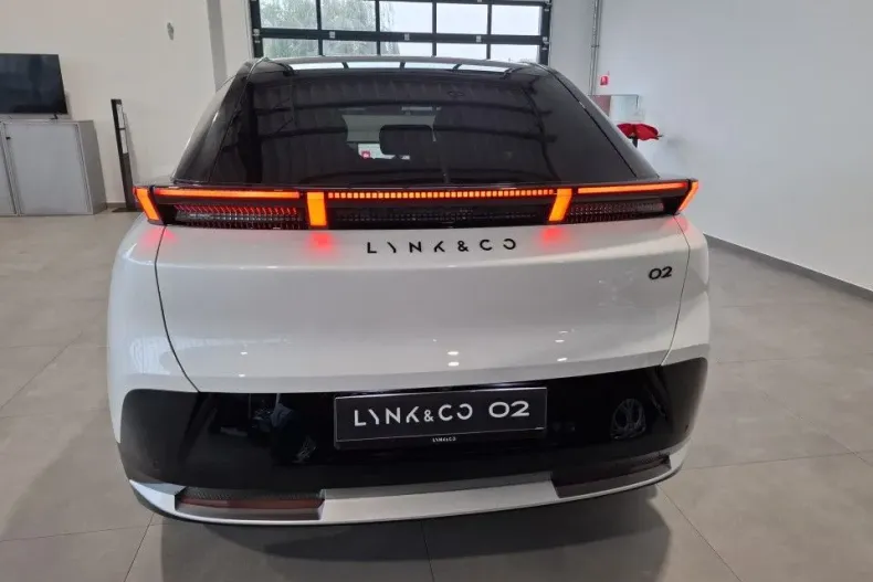 Lynk&Co 02 din 2025 cu 20 km - oferta LYN165979 - foto 4