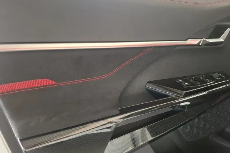 KG Mobility Actyon din 2025 cu 10 km - oferta KGM165980 - foto 11