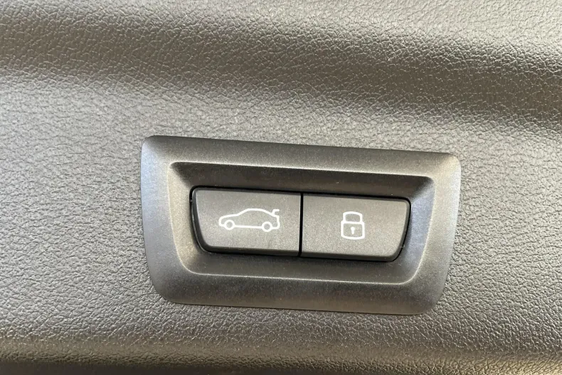 BMW X1 din 2023 cu 87.256 km - oferta BMW165987 - foto 25