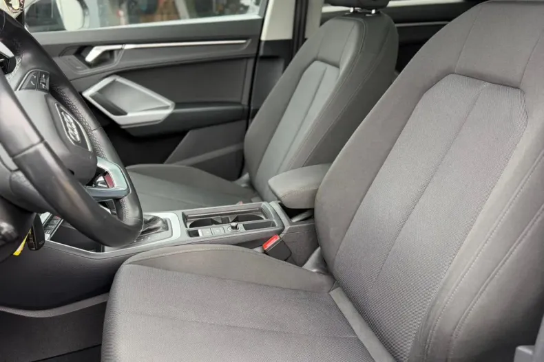 Audi Q3 din 2022 cu 136.000 km - oferta AUD165993 - foto 6