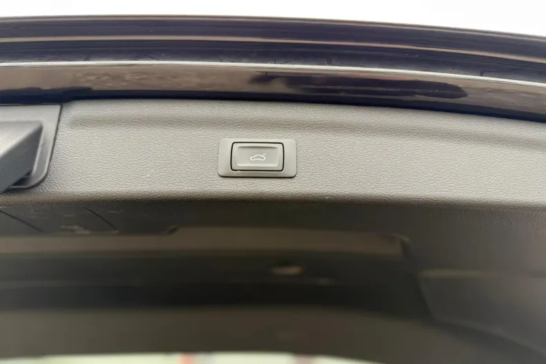 Audi Q3 din 2022 cu 136.000 km - oferta AUD165993 - foto 11