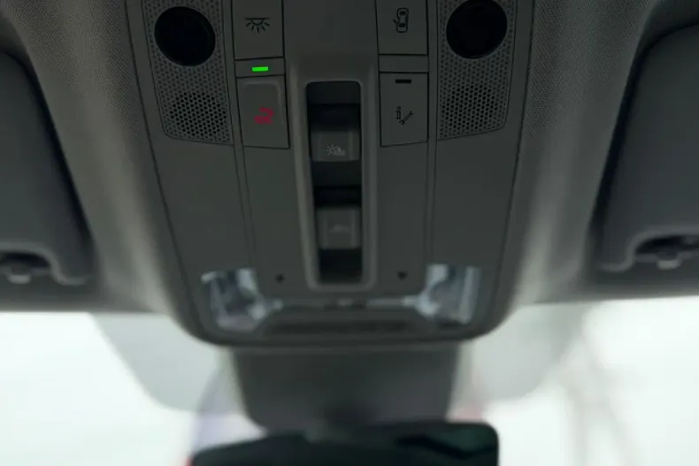 Audi Q3 din 2022 cu 136.000 km - oferta AUD165993 - foto 16