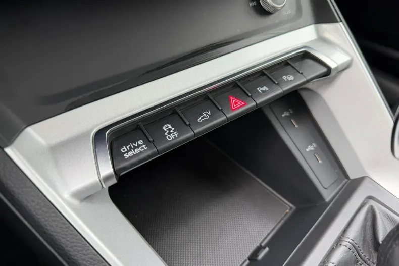 Audi Q3 din 2022 cu 136.000 km - oferta AUD165993 - foto 18