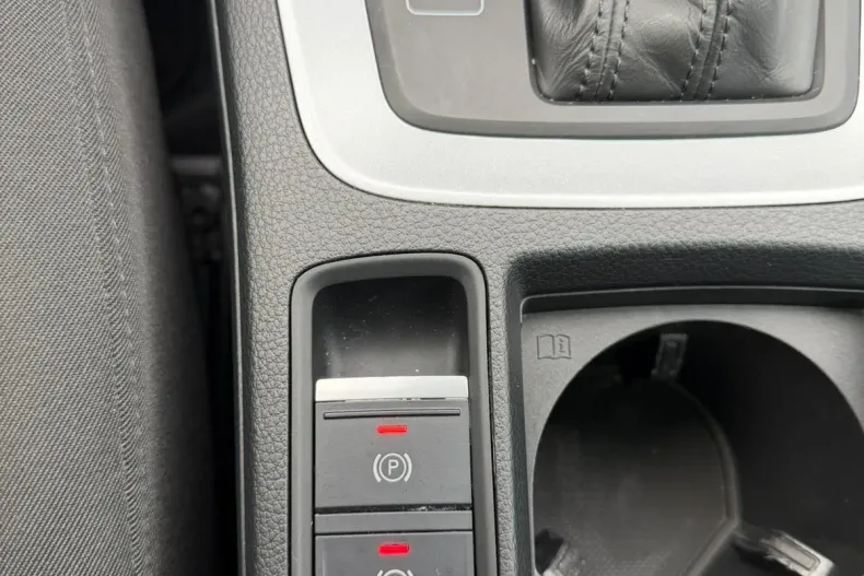 Audi Q3 din 2022 cu 136.000 km - oferta AUD165993 - foto 20