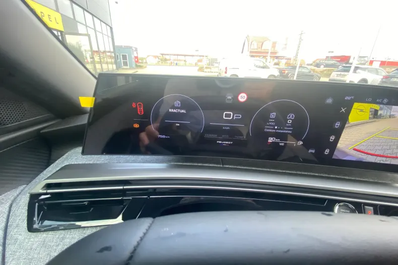 Peugeot 3008 din 2025 cu 1.350 km - oferta PEU165997 - foto 21