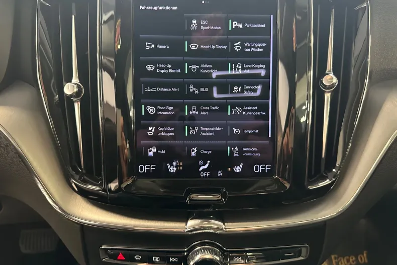 Volvo XC60 din 2021 cu 103.000 km - oferta VOL166000 - foto 32