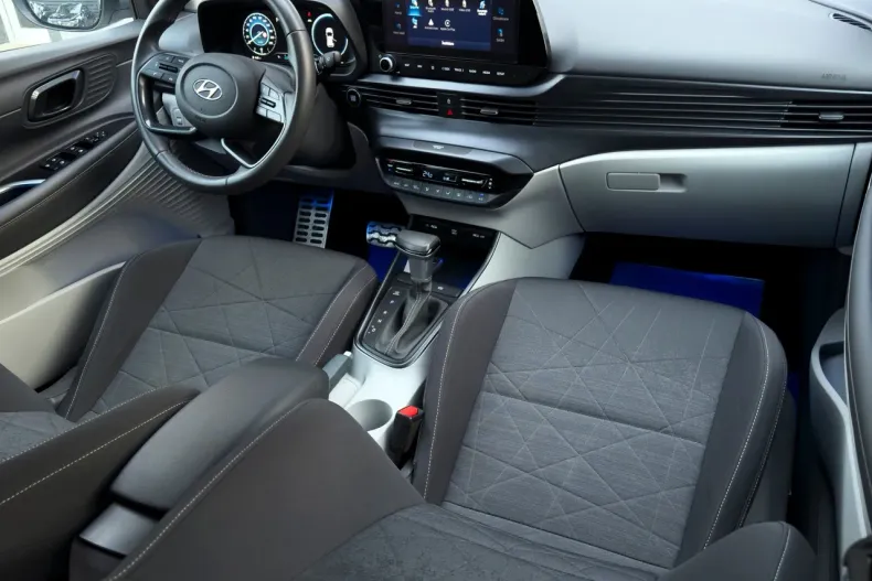 Hyundai BAYON din 2024 cu 50.193 km - oferta HYU166001 - foto 3