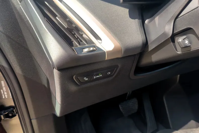 BMW iX din 2024 cu 21.500 km - oferta BMW166002 - foto 9