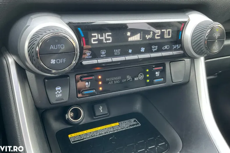 Toyota RAV4 din 2020 cu 98.336 km - oferta TOY166006 - foto 12