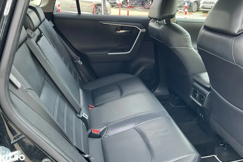 Toyota RAV4 din 2020 cu 98.336 km - oferta TOY166006 - foto 29