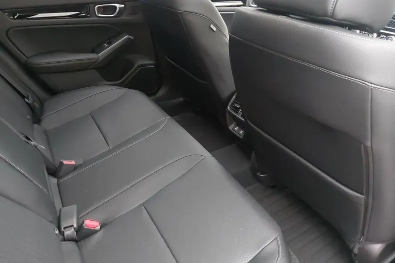 Honda Civic din 2025 cu 4.000 km - oferta HON166012 - foto 13