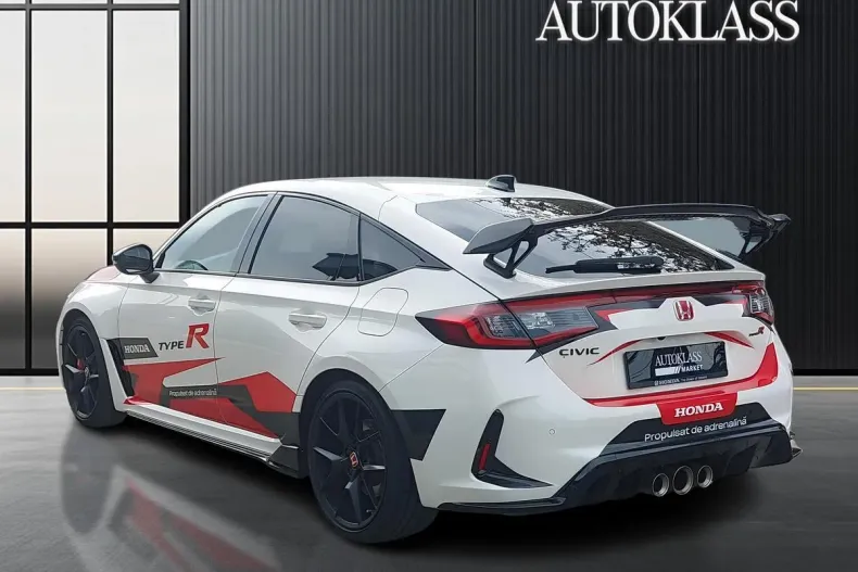 Honda Civic din 2023 cu 21.500 km - oferta HON166013 - foto 3