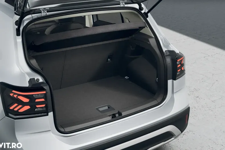 Volkswagen T-Cross din 2024 cu 5 km - oferta VOL166024 - foto 9