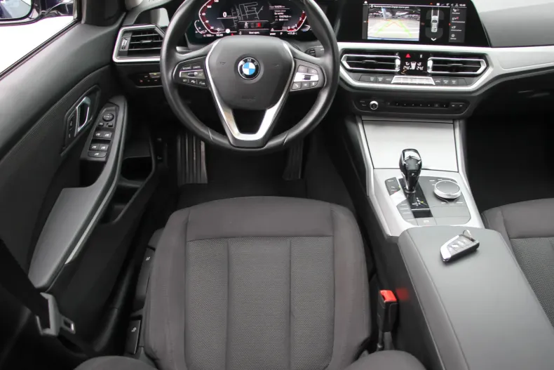 BMW Seria 3 din 2020 cu 154.000 km - oferta BMW166025 - foto 21