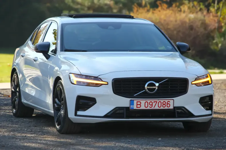 Volvo S60 din 2022 cu 165.000 km - oferta VOL166026 - foto 2