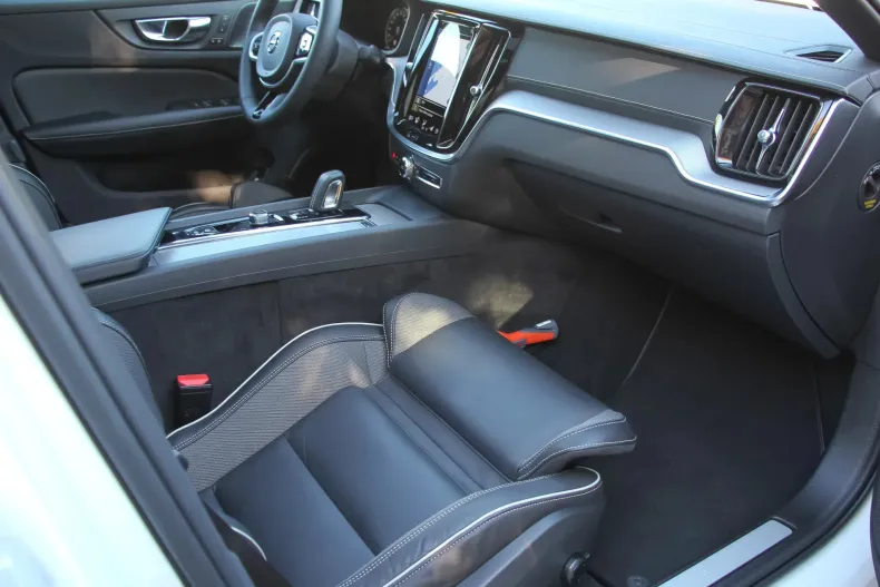 Volvo S60 din 2022 cu 165.000 km - oferta VOL166026 - foto 18