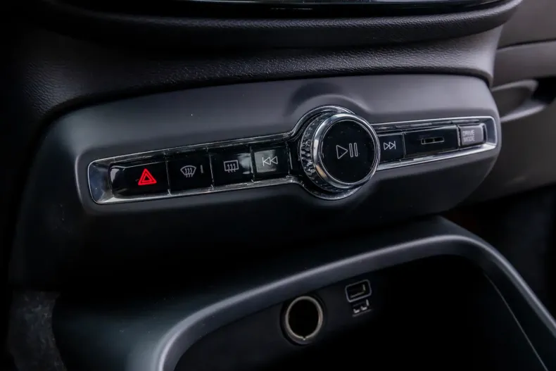 Volvo XC40 din 2020 cu 56.000 km - oferta VOL166034 - foto 23