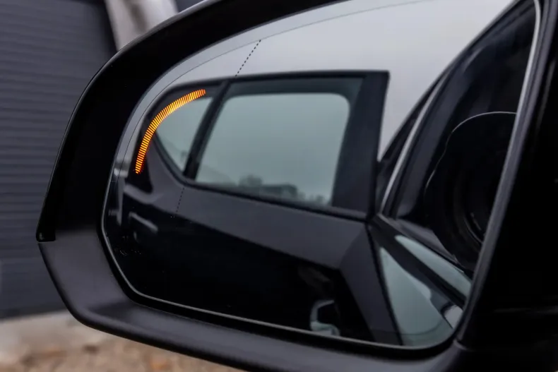 Volvo XC40 din 2020 cu 56.000 km - oferta VOL166034 - foto 30