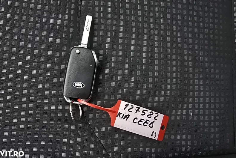 Kia Ceed din 2021 cu 157.776 km - oferta KIA166039 - foto 21