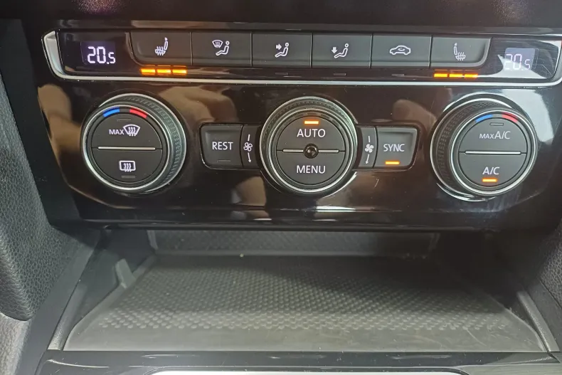 Volkswagen Passat din 2020 cu 130.010 km - oferta VOL166049 - foto 15