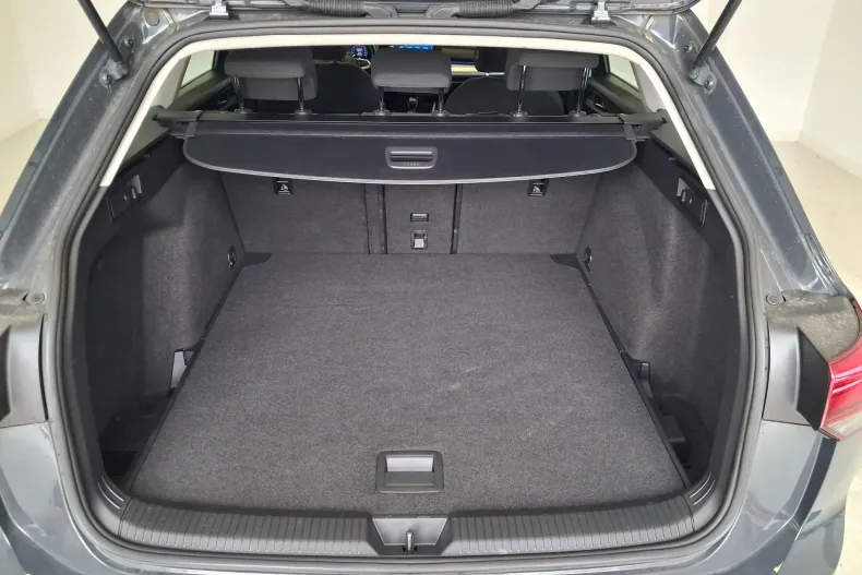 Volkswagen Golf din 2021 cu 98.025 km - oferta VOL166052 - foto 5