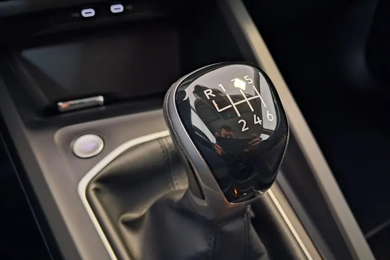 Volkswagen Golf din 2021 cu 98.025 km - oferta VOL166052 - foto 10