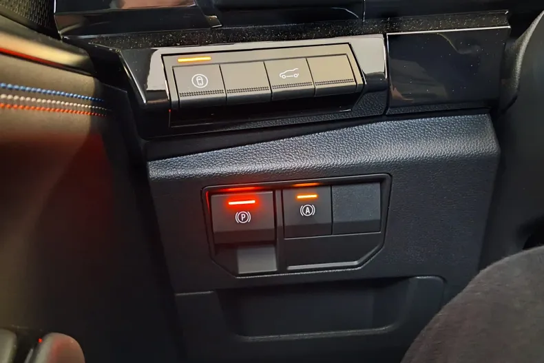 Renault Rafale din 2024 cu 6.802 km - oferta REN166053 - foto 11