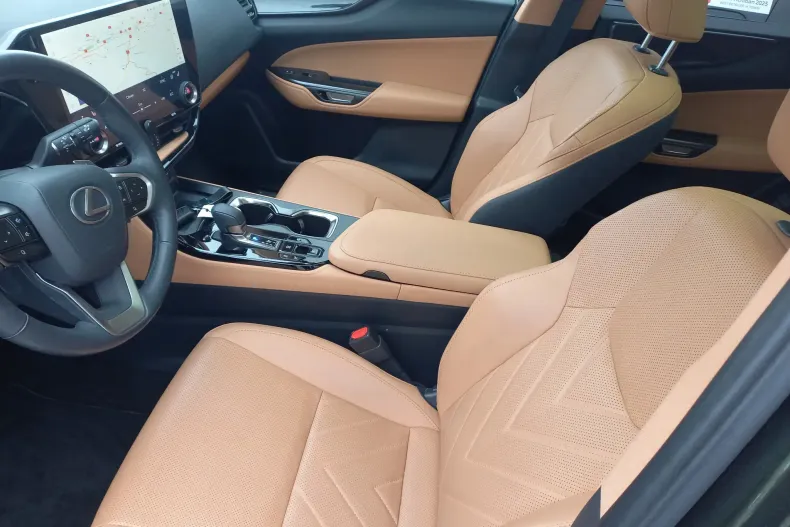 Lexus Seria NX din 2023 cu 8.250 km - oferta LEX166054 - foto 13