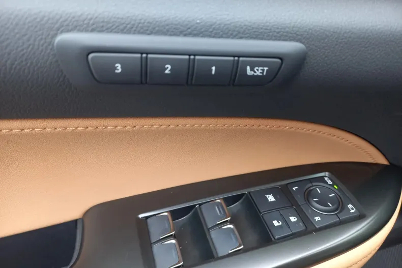 Lexus Seria NX din 2023 cu 8.250 km - oferta LEX166054 - foto 16