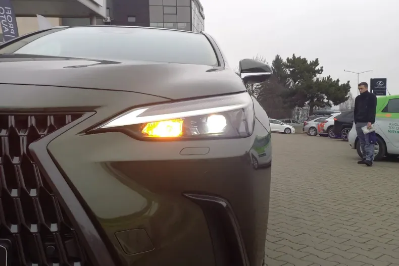 Lexus Seria NX din 2023 cu 8.250 km - oferta LEX166054 - foto 30