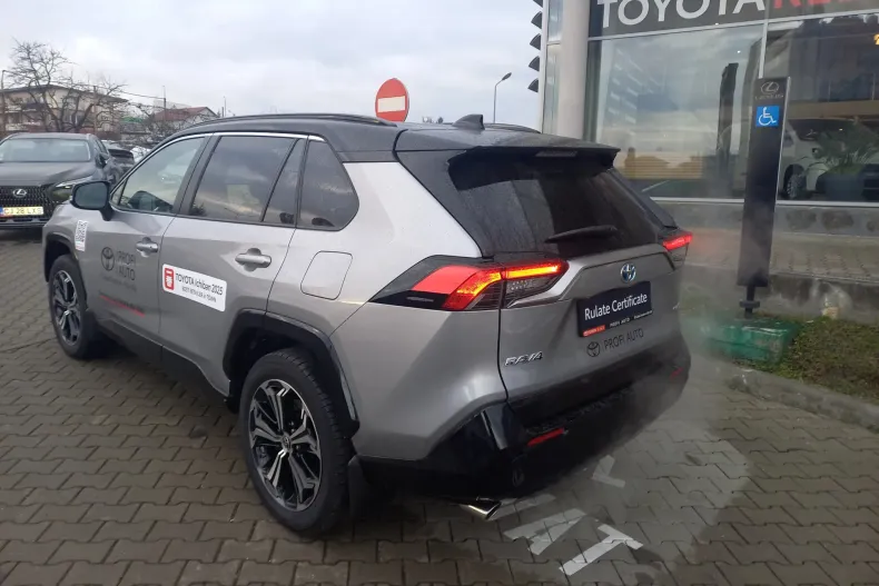 Toyota RAV4 din 2025 cu 550 km - oferta TOY166057 - foto 6