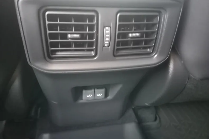 Toyota RAV4 din 2025 cu 550 km - oferta TOY166057 - foto 14