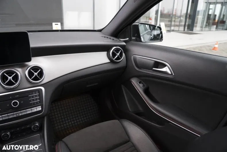 Mercedes-Benz GLA din 2019 cu 123.500 km - oferta MER166060 - foto 19