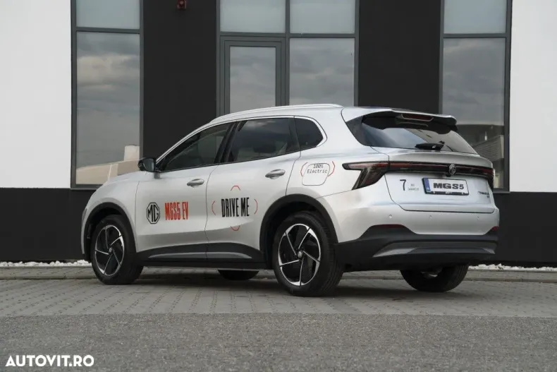 MG MG5 din 2025 cu 100 km - oferta MG0166061 - foto 5